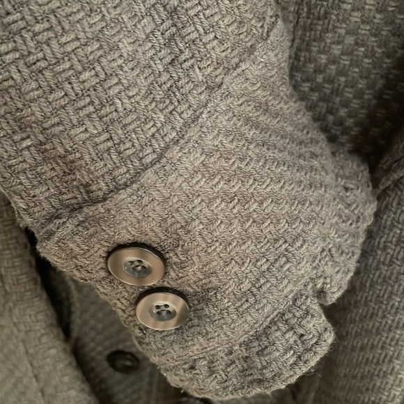 Decree Ruffled Basketweave Jacket Size XL Juniors Fits like Womens S Color Taupe - Picture 6 of 12